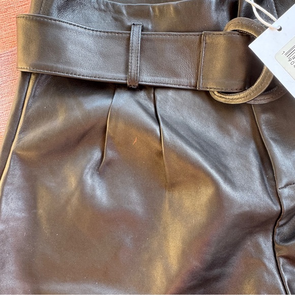 NWT FRAME Black Lamb Leather Paperbag Belted Shorts MSRP $595 - Picture 5 of 8